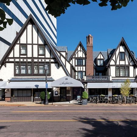 Seven Gables Inn, St Louis West, A Tribute Portfolio Hotel Клейтон Екстер'єр фото