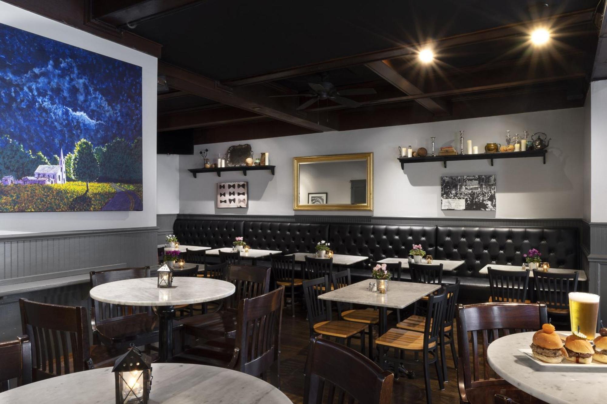 Seven Gables Inn, St Louis West, A Tribute Portfolio Hotel Клейтон Екстер'єр фото
