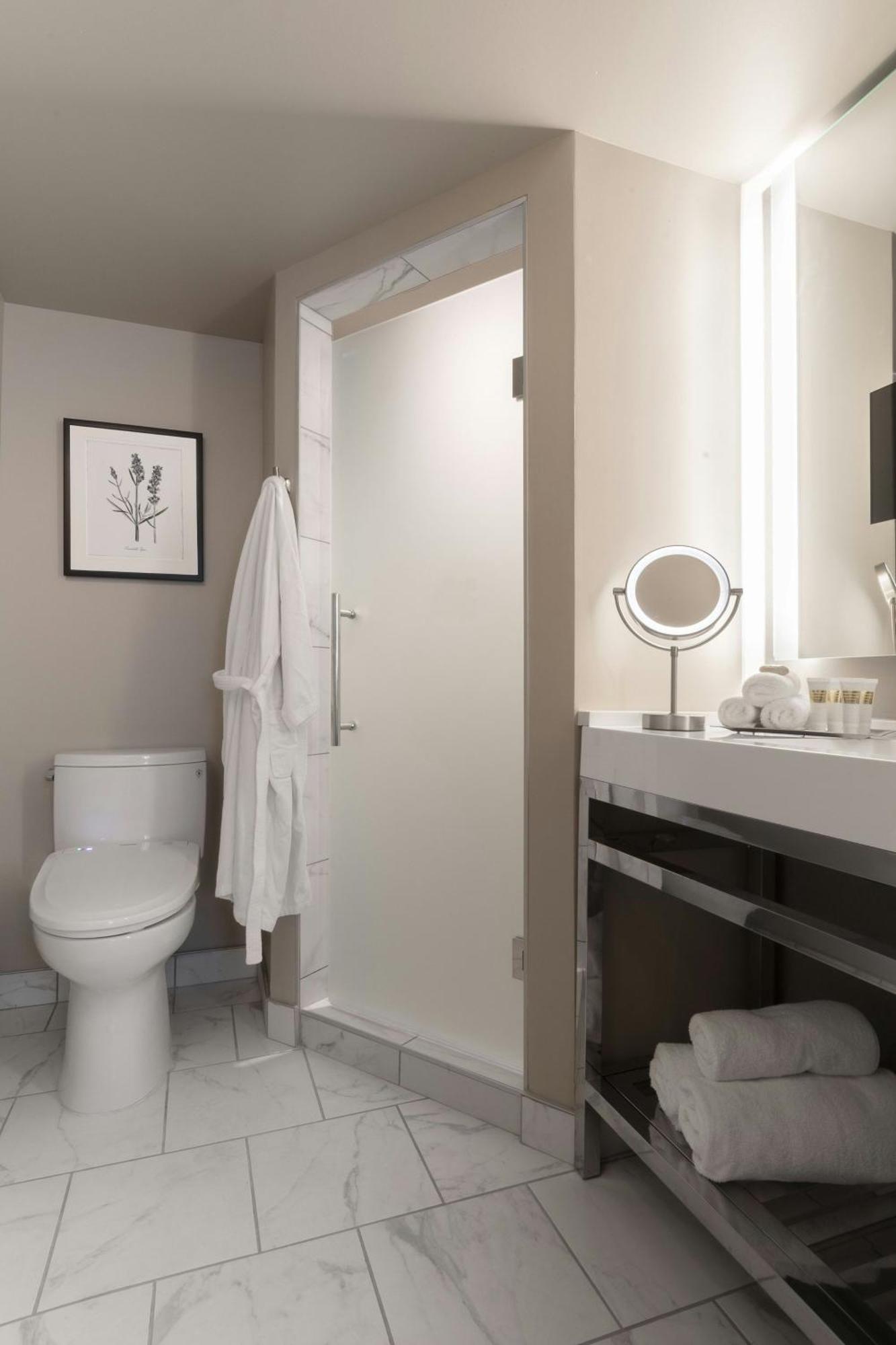 Seven Gables Inn, St Louis West, A Tribute Portfolio Hotel Клейтон Екстер'єр фото