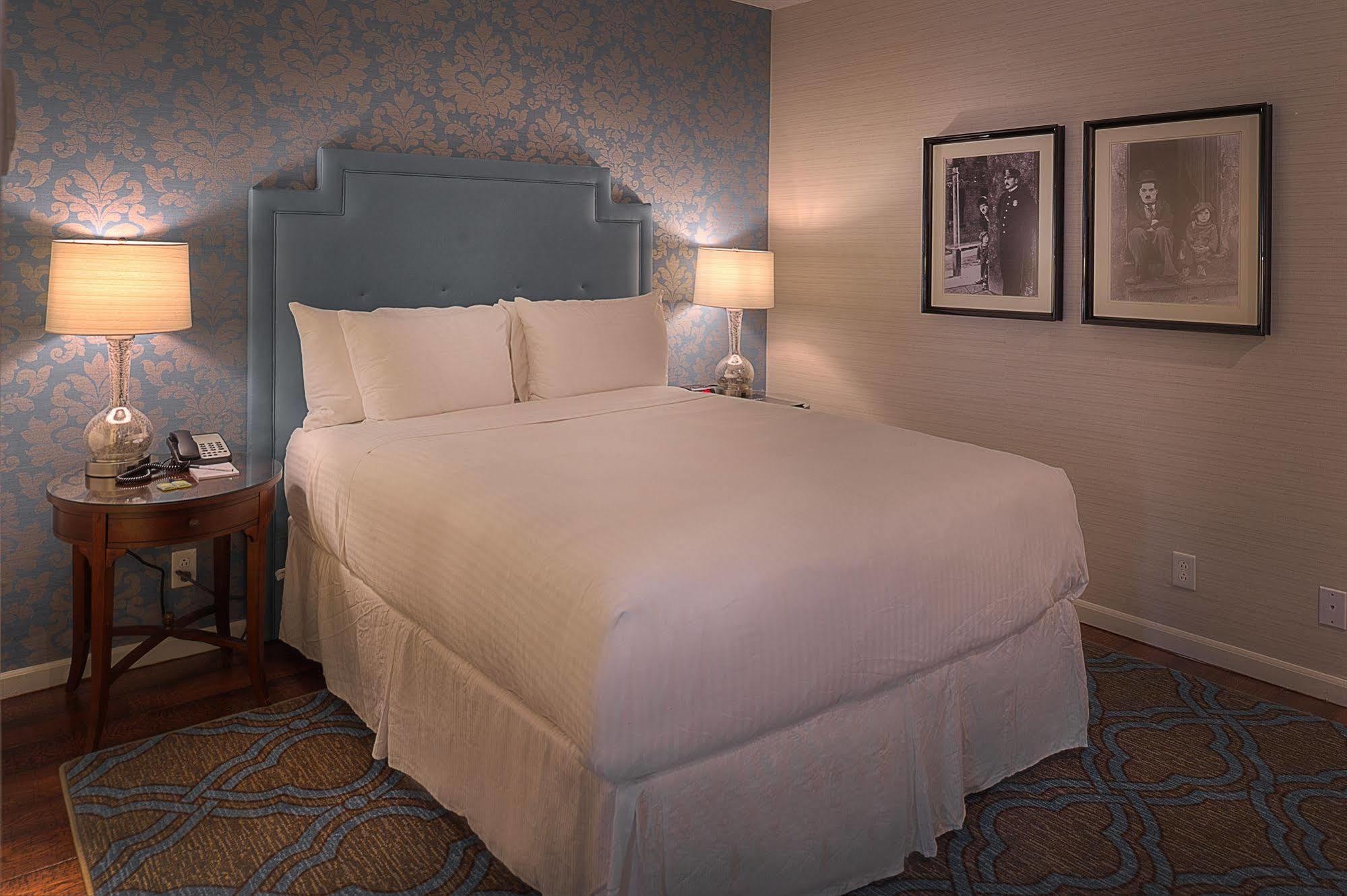 Seven Gables Inn, St Louis West, A Tribute Portfolio Hotel Клейтон Екстер'єр фото